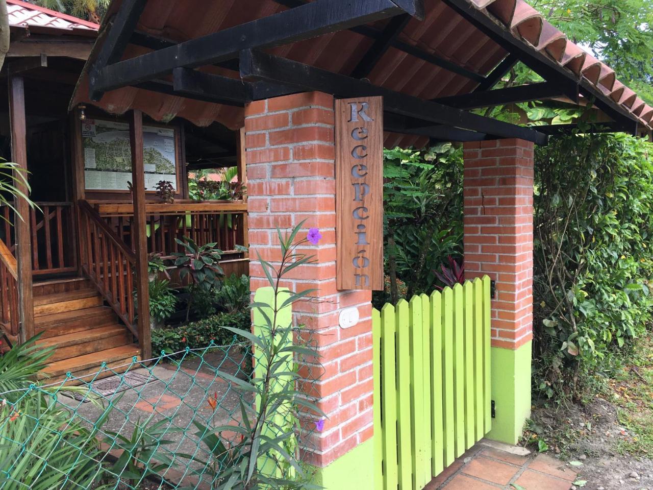 Escape Caribeno Hotel Puerto Viejo de Talamanca Ngoại thất bức ảnh